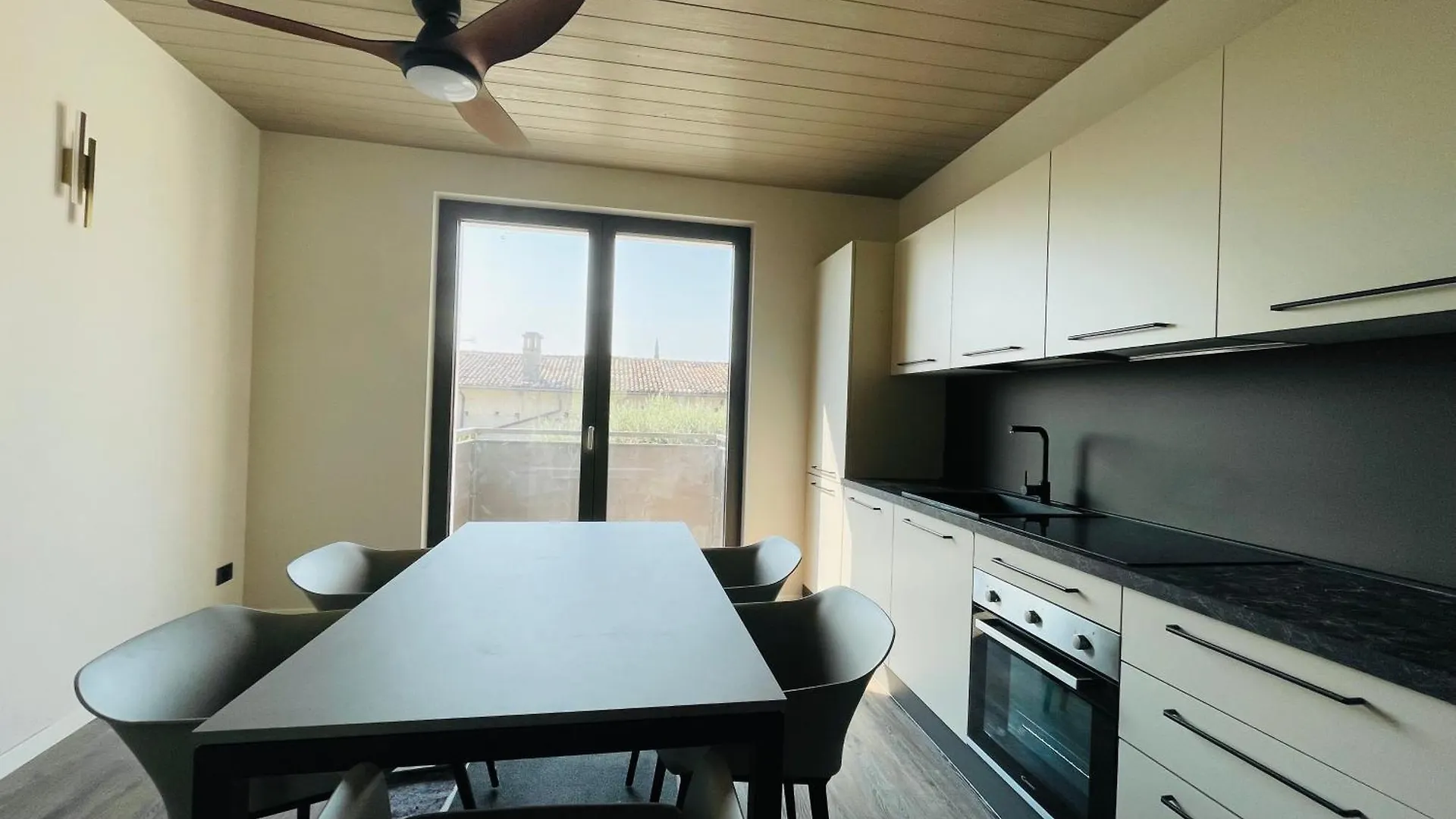 بيت للعطل Case Vacanza Valpolicella سان بيترو في كاريانو